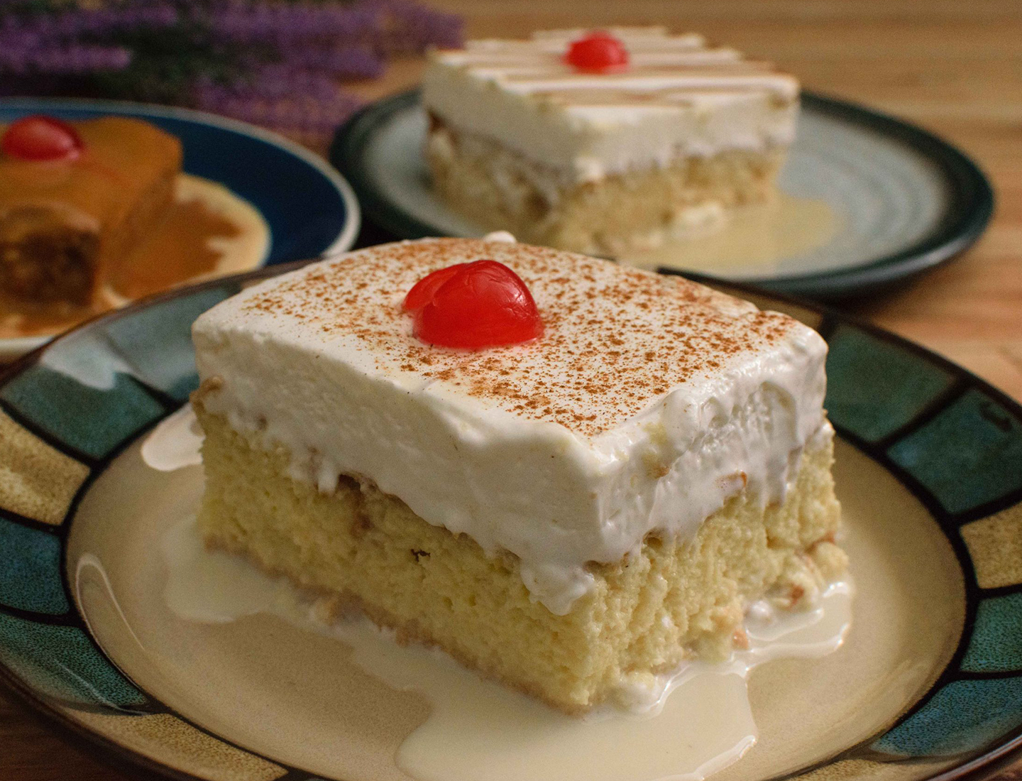 Tres leches con Rompope