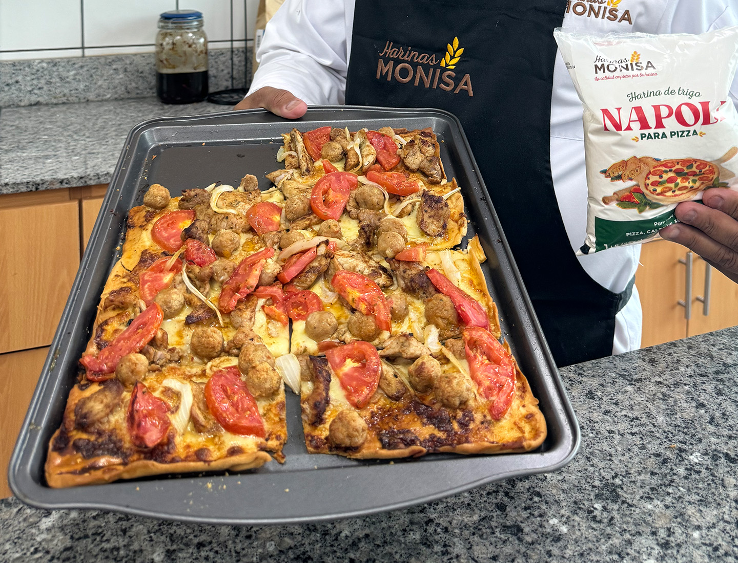 Focaccia con Escabeche de Carnes